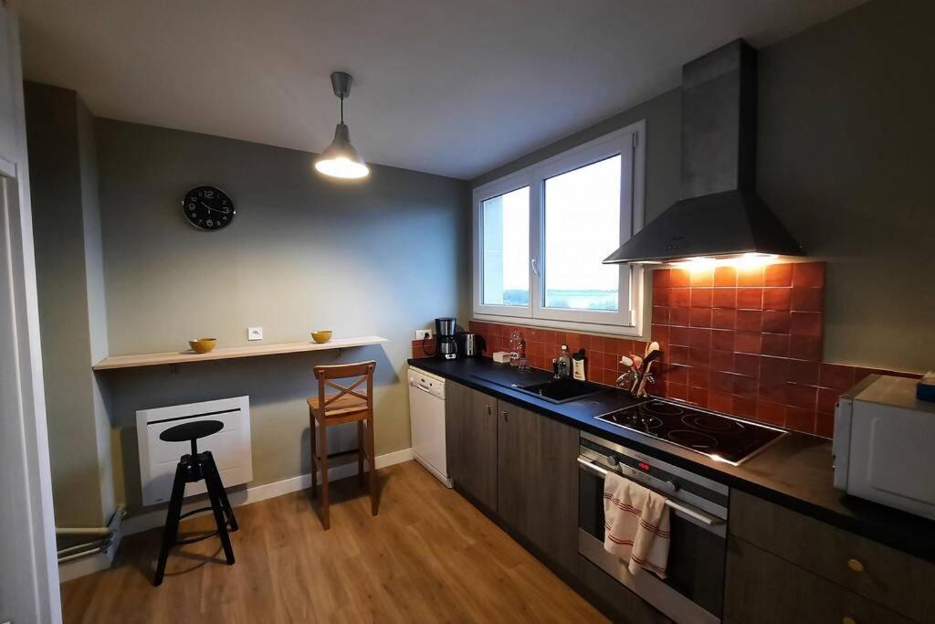 70m² 3 Avec 3 Lits 2 Places * Troyes