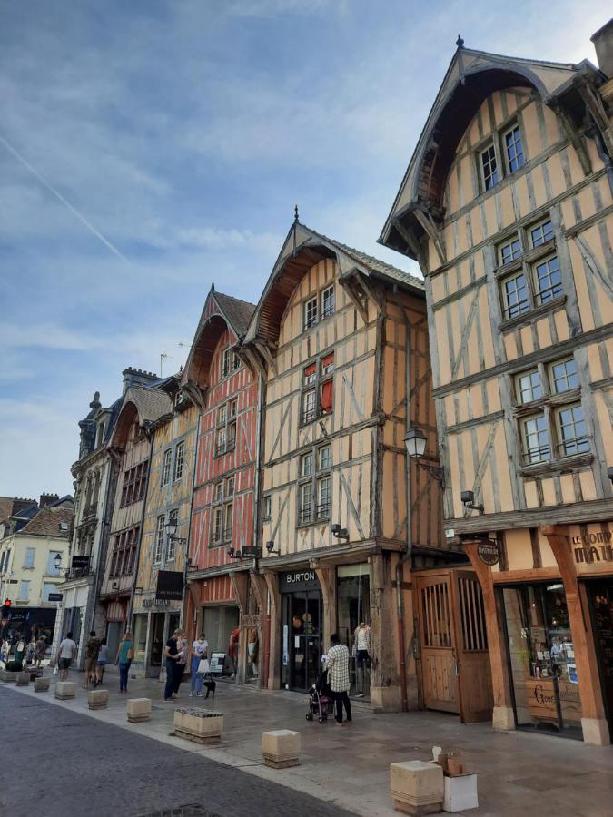 70m² 3 Avec 3 Lits 2 Places Troyes