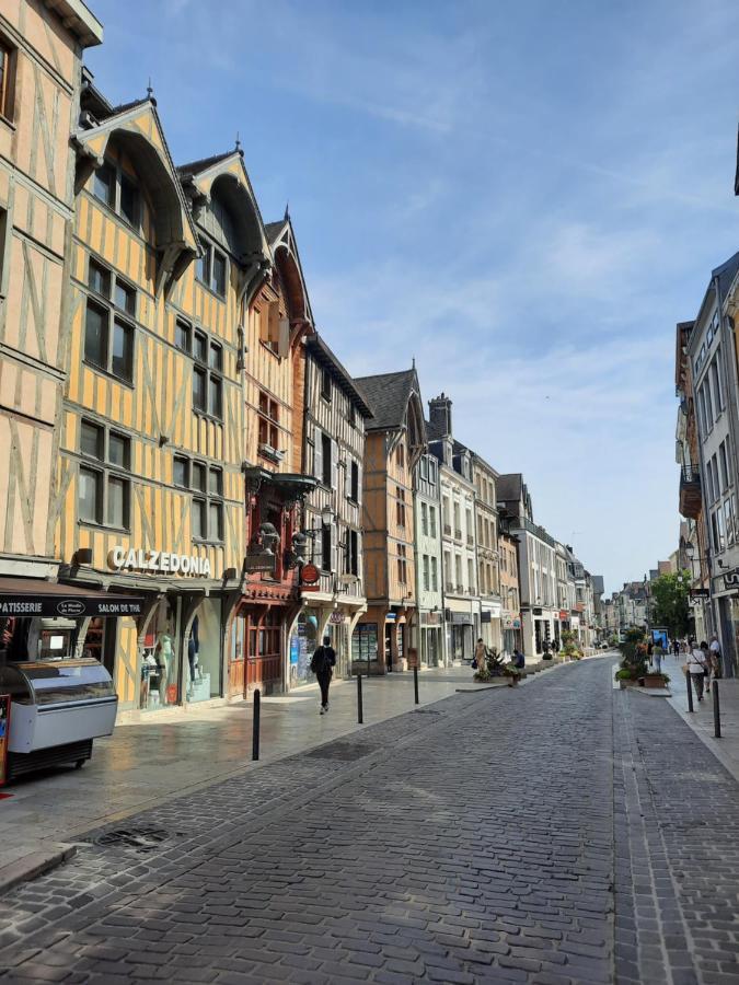 Apartment 70m² 3 Avec 3 Lits 2 Places Troyes